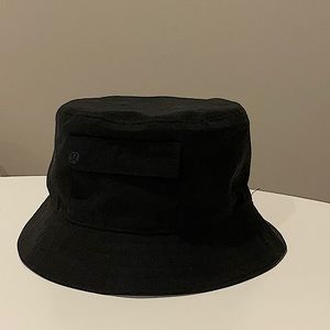 Lululemon bucket hat